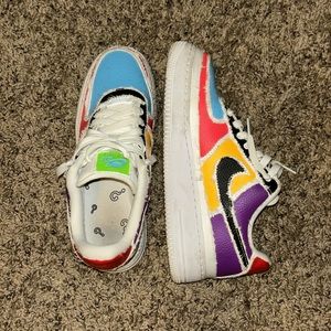 LIKE NEW Nike Women’s Reveal Airforce 1. Size Women’s 8.5 EU40.